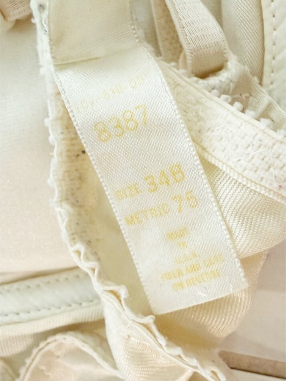 Vtg Victoria's Secret Second Skin Satin Padded Miracle Bra 34B Ivory Coquette - Picture 8 of 10